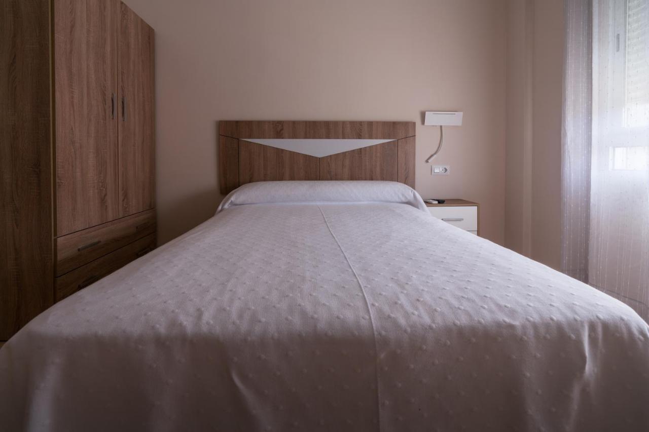 Hotel Tierra Don Benito Buitenkant foto